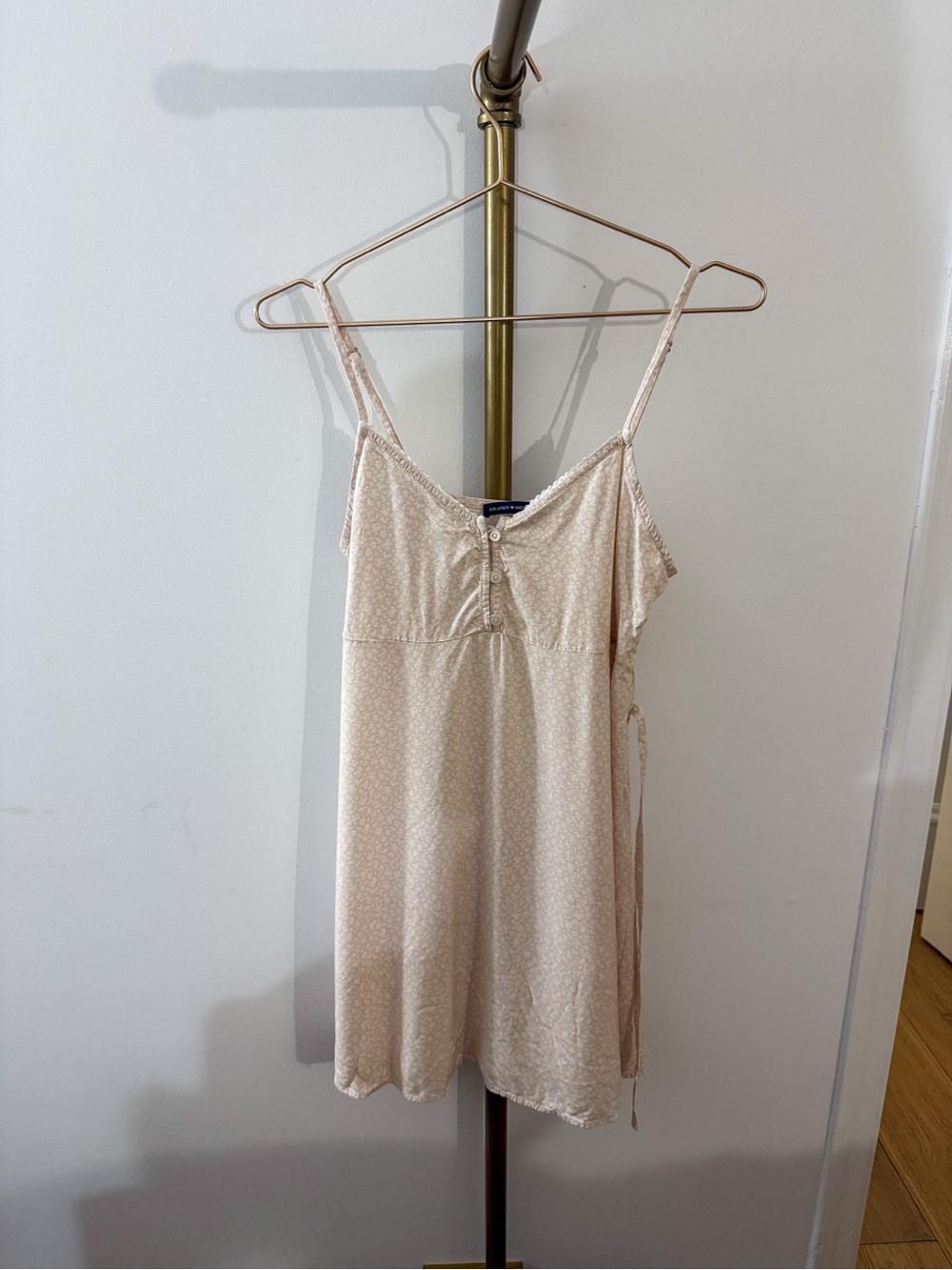 brandy melville light pink floral mini dress